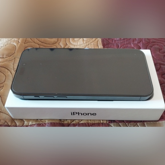 Apple iPhone 14 Pro Max - 128GB - Space Black - - Picture 8 of 9